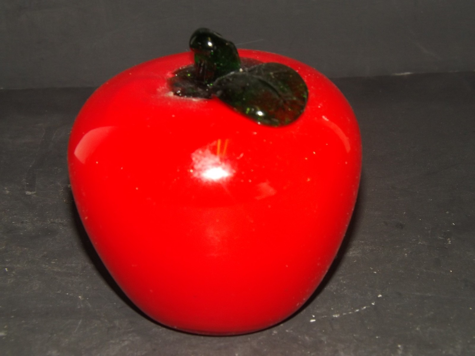 HAND BLOWN GLASS DECORATIVE FRUIT RED TOMATO LIFE SIZE