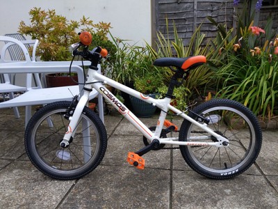 carrera cosmos 16 inch bike