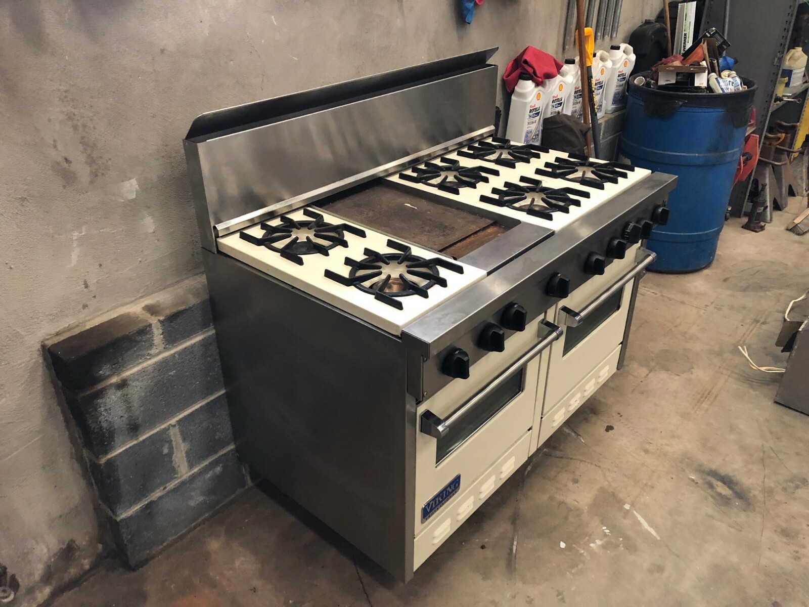 Viking VGR486 48” Professional Dual Fuel Range & Griddle W / Hood Almond White