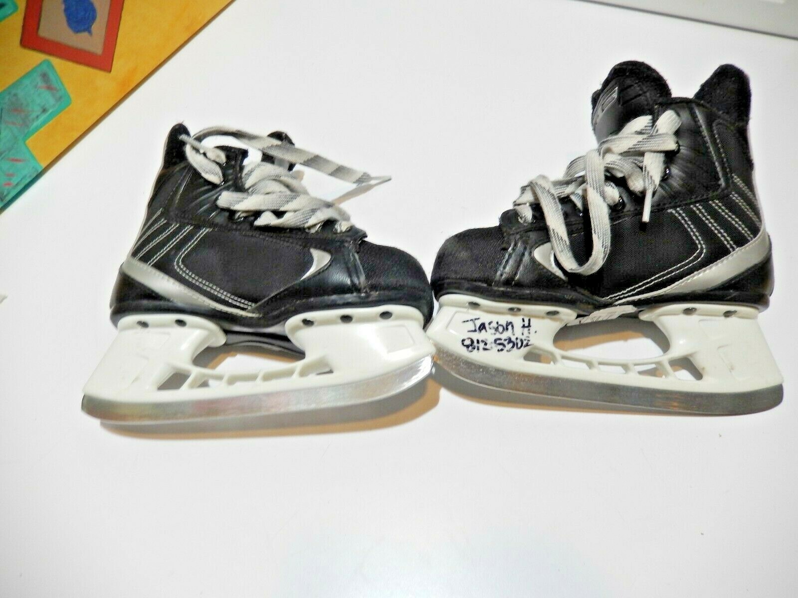 Коньки размер Bauer Vapor y12