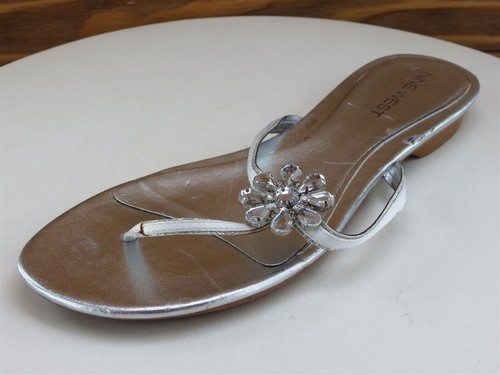 MATIN KIM ■ STRING FLIP FLOP SANDAL White satin crystal flip-flop | Prune | Spring-Summer 2024