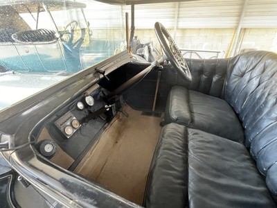image 11 of interior