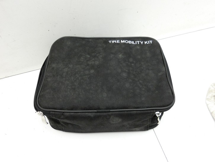 Hyundai I40 CW 11-15 Luftkompressor Pannenset Reifendichtmittel Hyundai I40 CW 11-15 25.01.2013 529332Y000... Bild 6