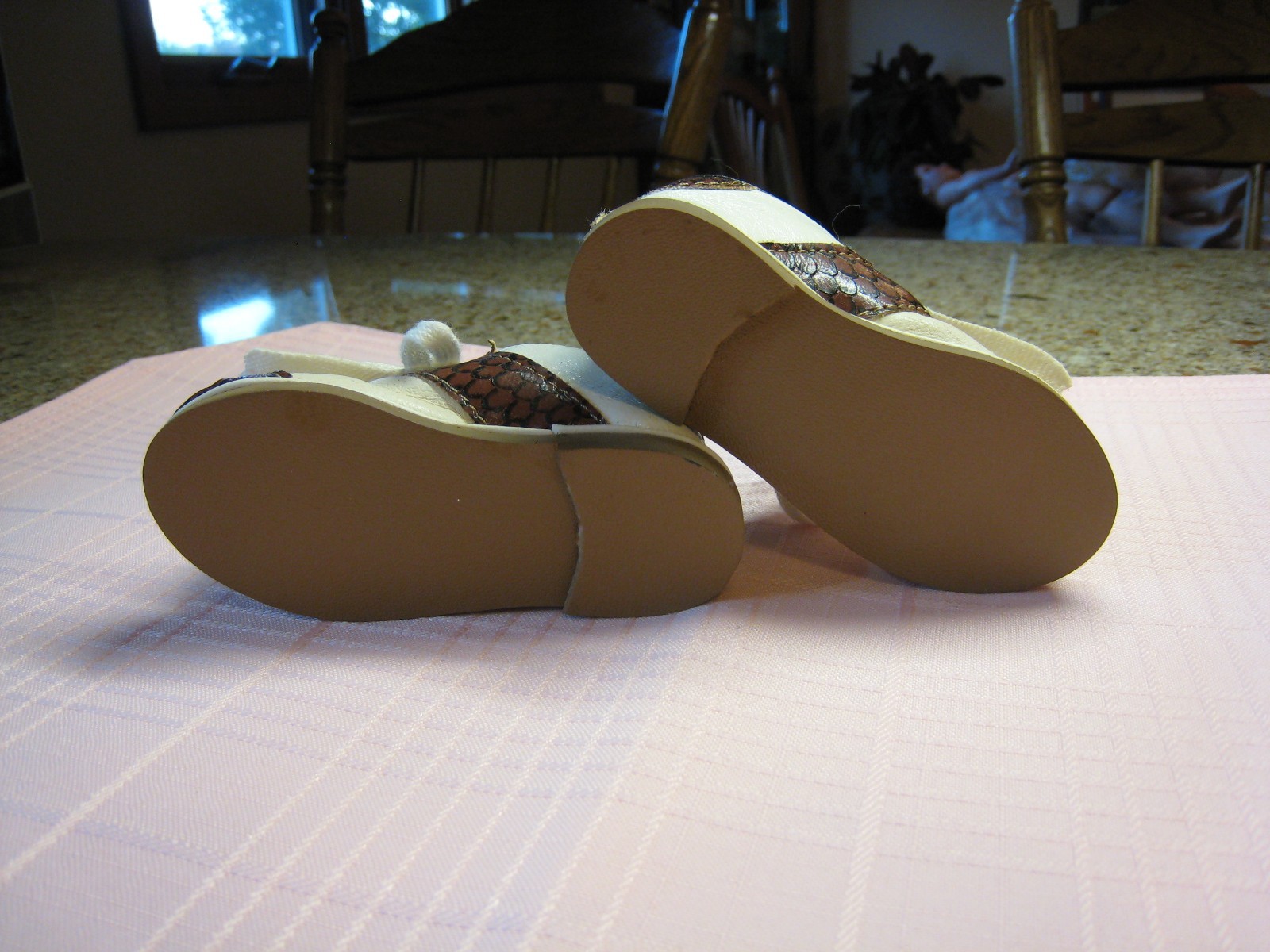 Doll golf shoes- 4 1/4
