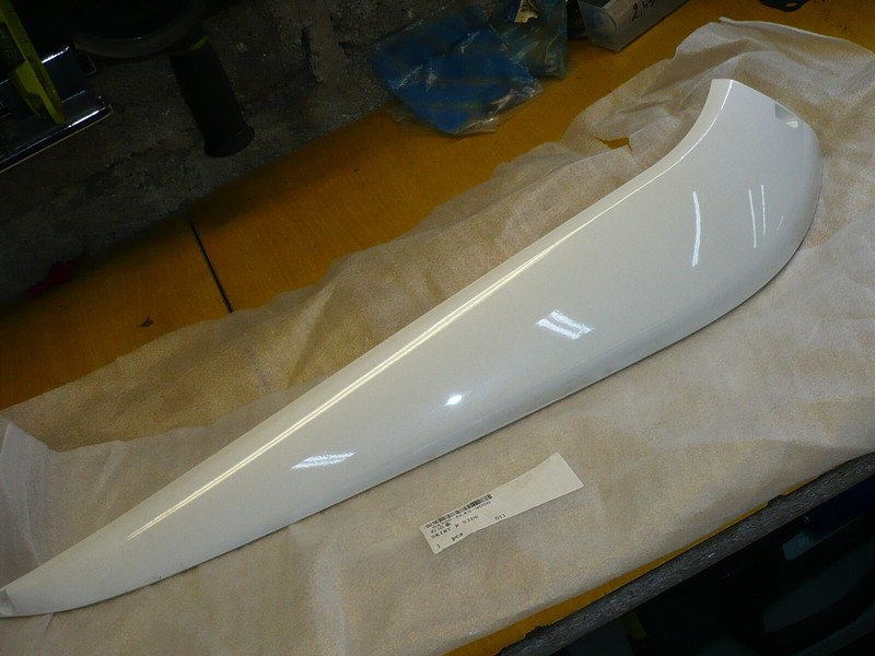 Flanc Droit Marche Pied Znen Sumco Zn50qt-E5 Ft125t-E5 64305-Ala3-9000 Goes G125