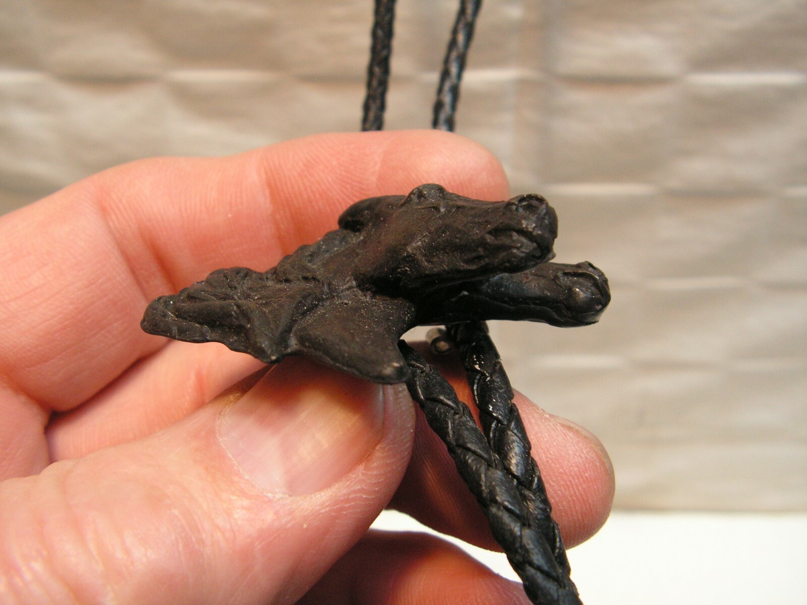 Bronze Horse Heads Bolo Tie with Ends From Artist / Sculpture Jo Saylors Estate