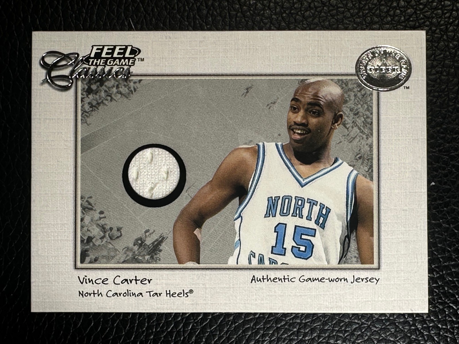 2001 Fleer Greats Of The Game Classic Feel The Game Vince Carter Jersey
