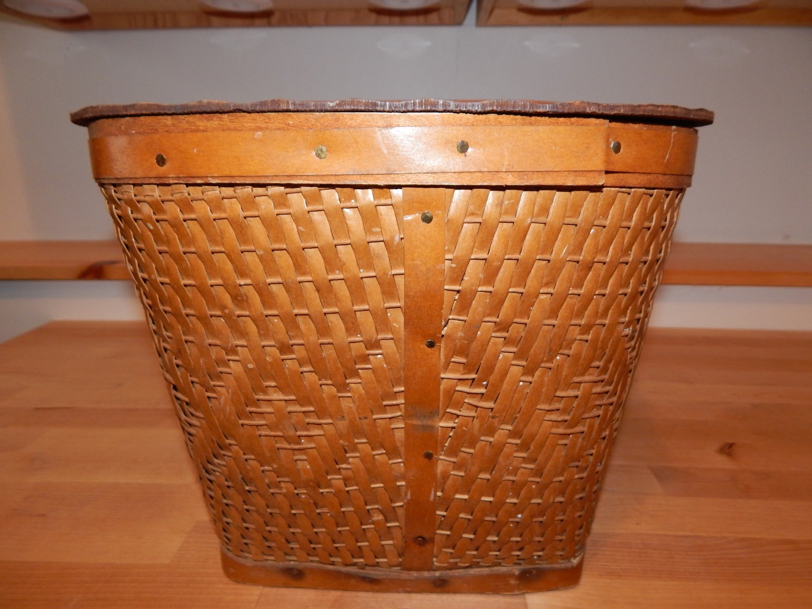 Vintage Redman Wicker Picnic Basket Large 18
