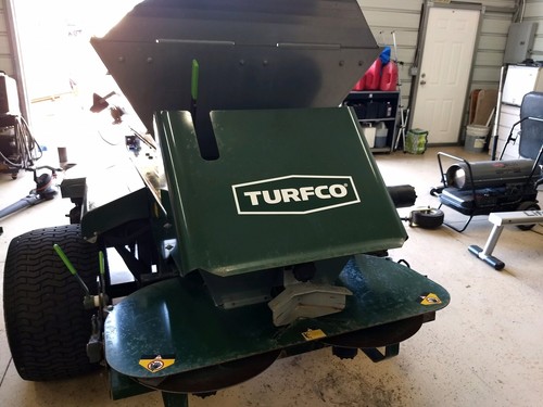 TURFCO 1550 SPINNER TOPDRESSER GOLF COURSE SANDER 1530