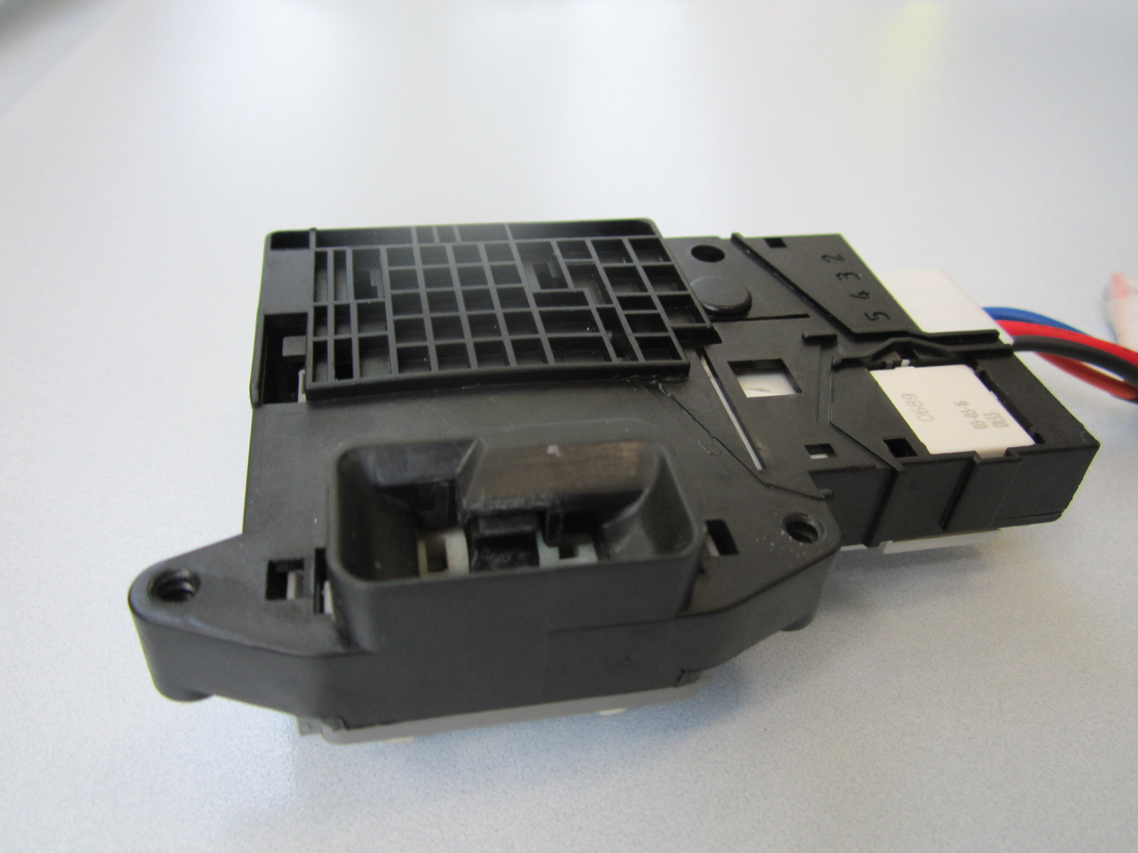LG front load WASHERdoor lock switch parts S#605PNCY4L963