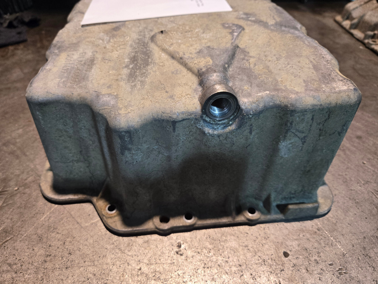 A6420140803  2007-18 Mercedes-Benz Sprinter 2500 3.0 M642 Lower Engine Oil Pan - Picture 2 of 9