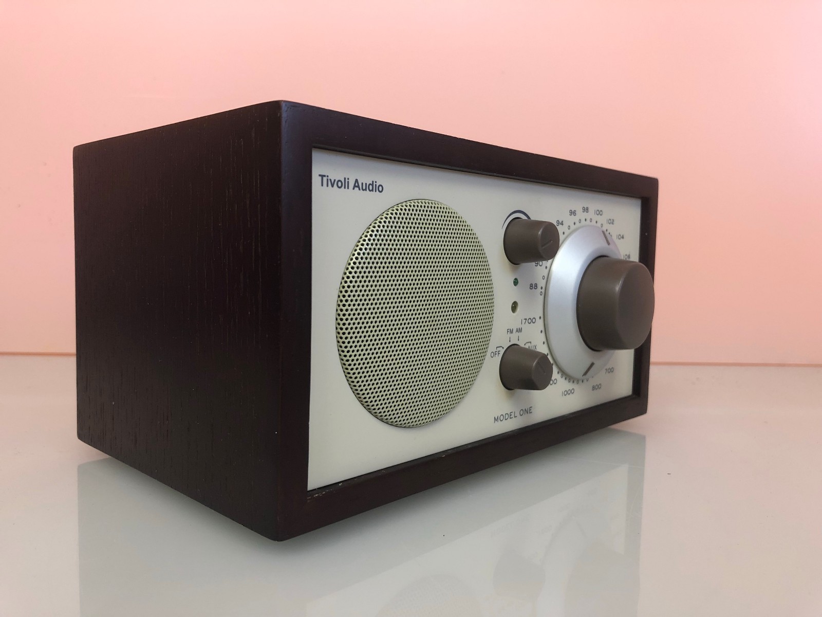 Tivoli Audio Model One AM/FM Stereo. Fully Serviced! Full Box