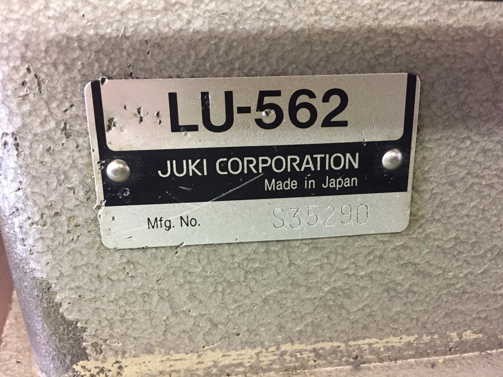 JUKI LU 562  High-speed, 1-needle - Walking Foot Machine on Table, Motot & Light