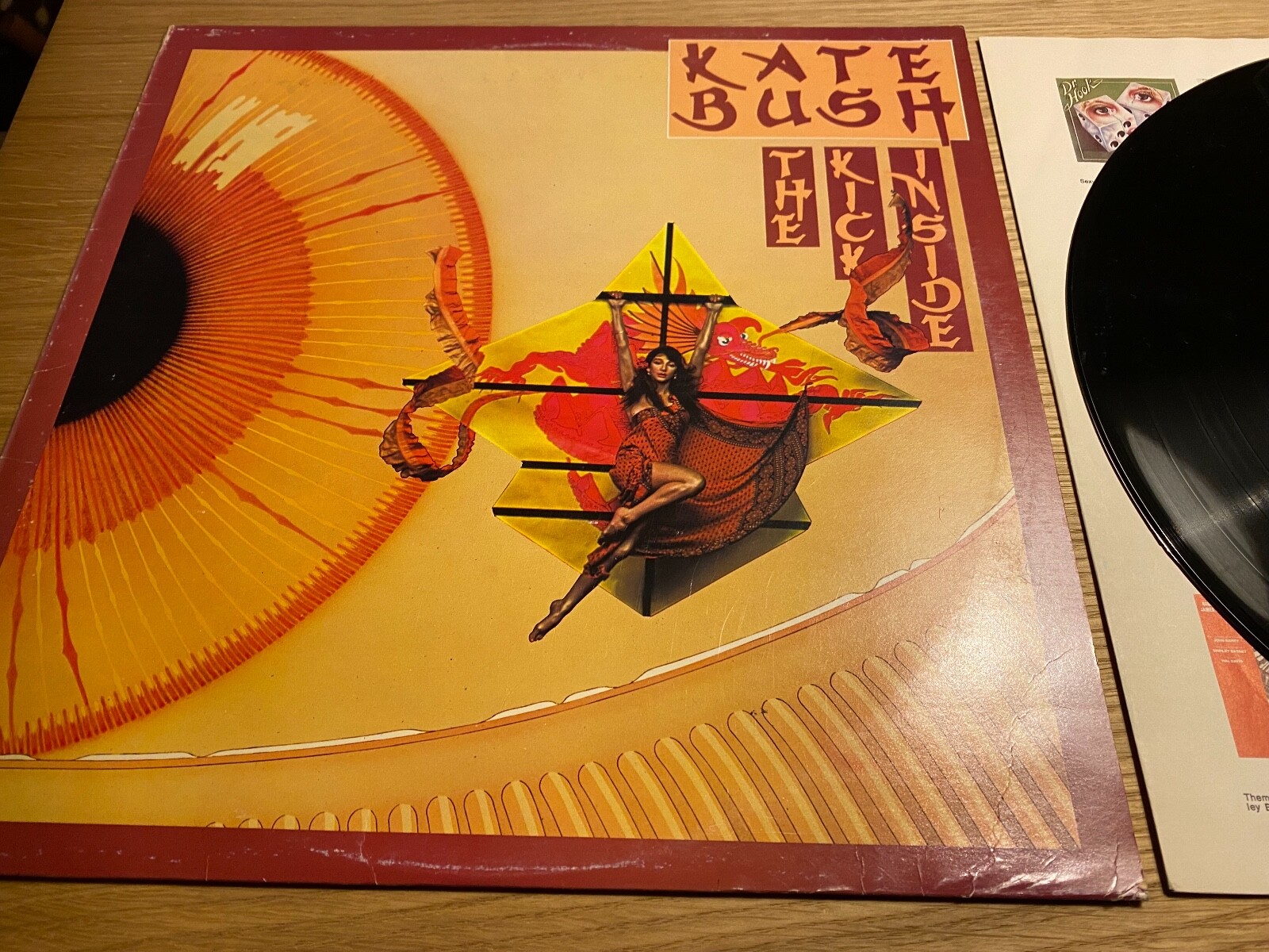 【帯付】KATE BUSH / THE KICK IN SIDE　国内版 帯付】KATE BUSH / THE KICK IN SIDE 国内版 帯付】KATE BUSH