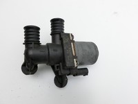 BMW E46 325i 02-06 2,5i 141KW Wasserventil Ventil Heizung BMW E46 325i 02-06 04.03.2003 64118369805 8369805... Vorschau 4