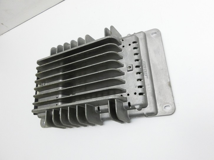 Audi A4 8E B7 04-08 Verstärker Endstufe Soundsystem Orig. Bose Audi A4 8E B7 04-08 12.07.2006 8E0035456D 355013... Vorschau 3