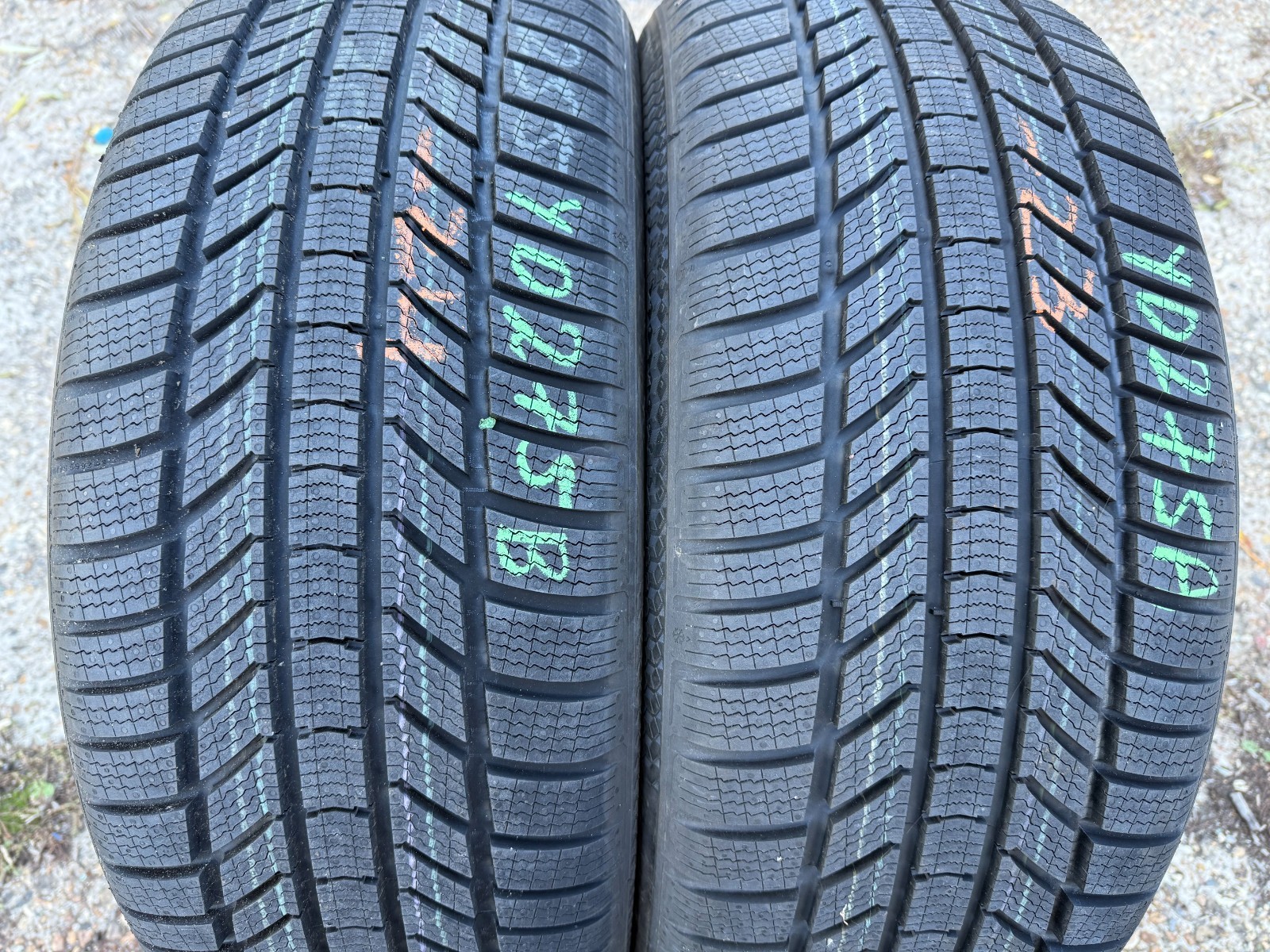 New 255 45 20 Continental, Winter, XL, M+S, 105V, x1 Tyre (F1_tyres) YD275