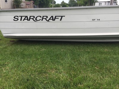 2004 Starcraft 14' Aluminum Boat with 9.9 HP Yamaha 4-Stroke Outboard Motor