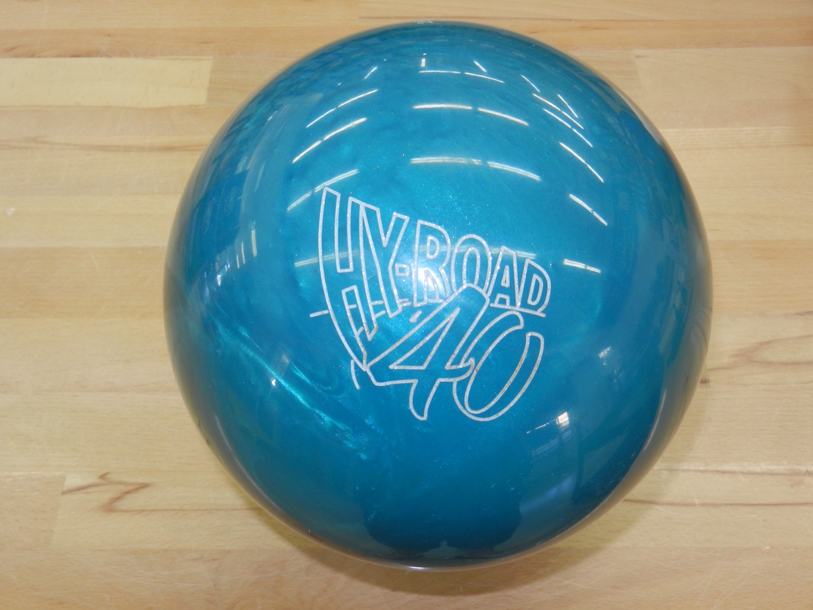 NIB 14# Storm Hyroad 40 Bowling Ball w/Specs of 14.5/3-3.5