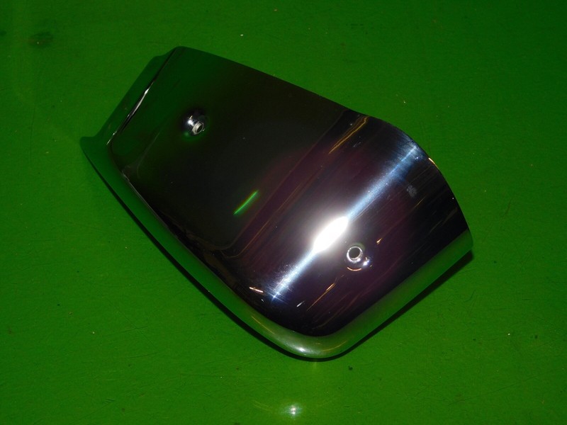 06-11 CLS 550 63 W219 OEM 219730948 rear driver left door chrome end cap cover