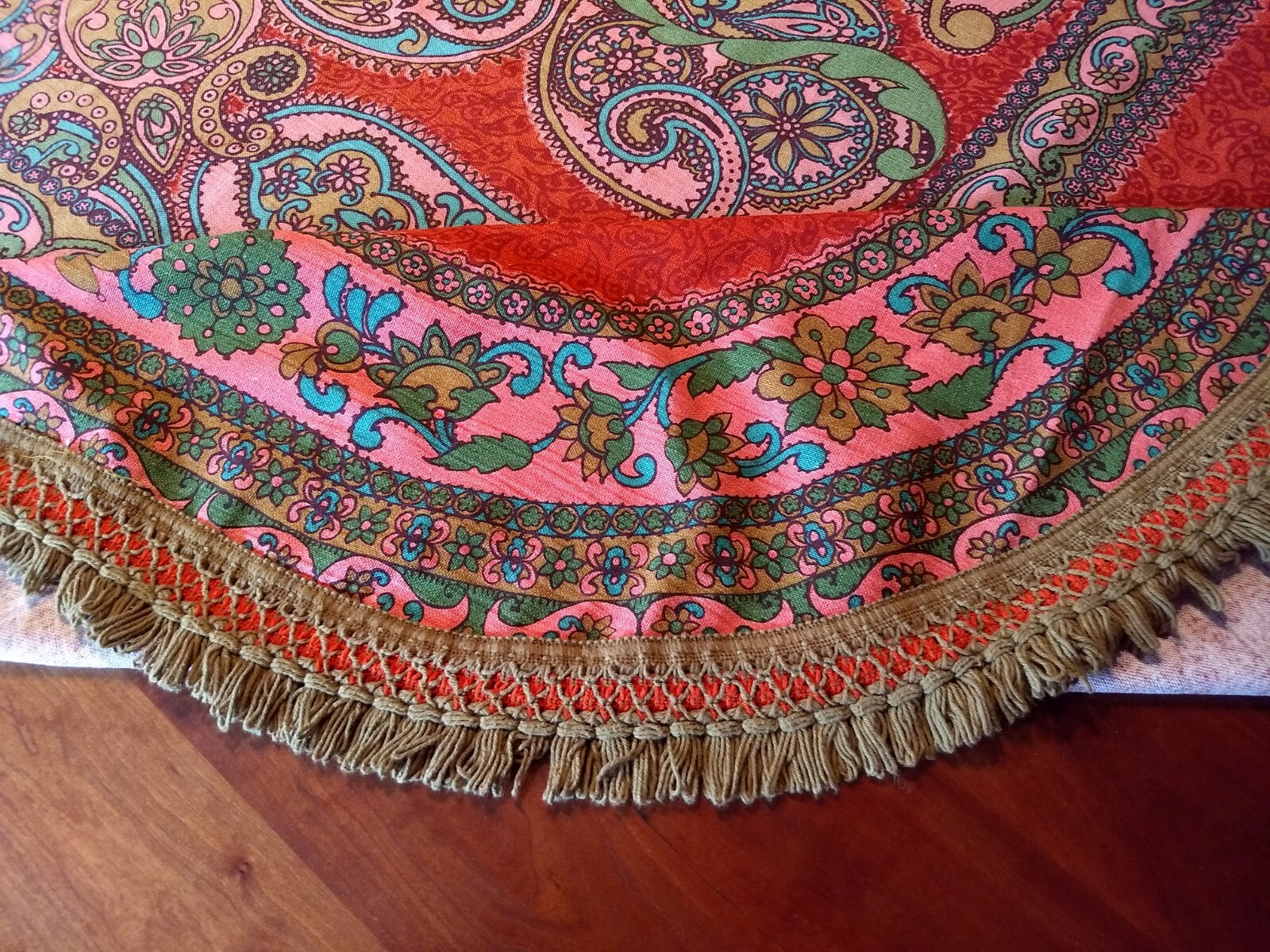 Vintage 1960s /70s Bedspread Coverlet Twin 80
