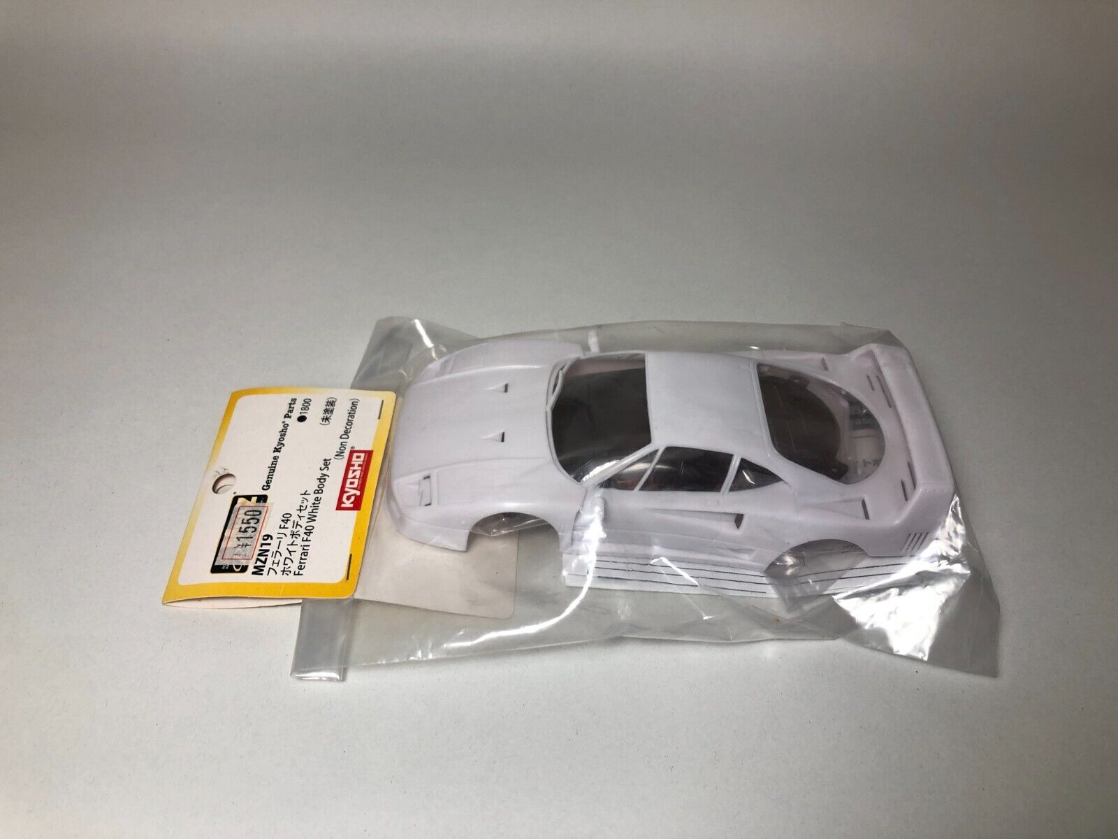 KYOSHO Mini-z Ferrari F40 White Body Set (Non Decoration KYOSHO Mini-z Ferrari F40 White Body Set (Non Decoration