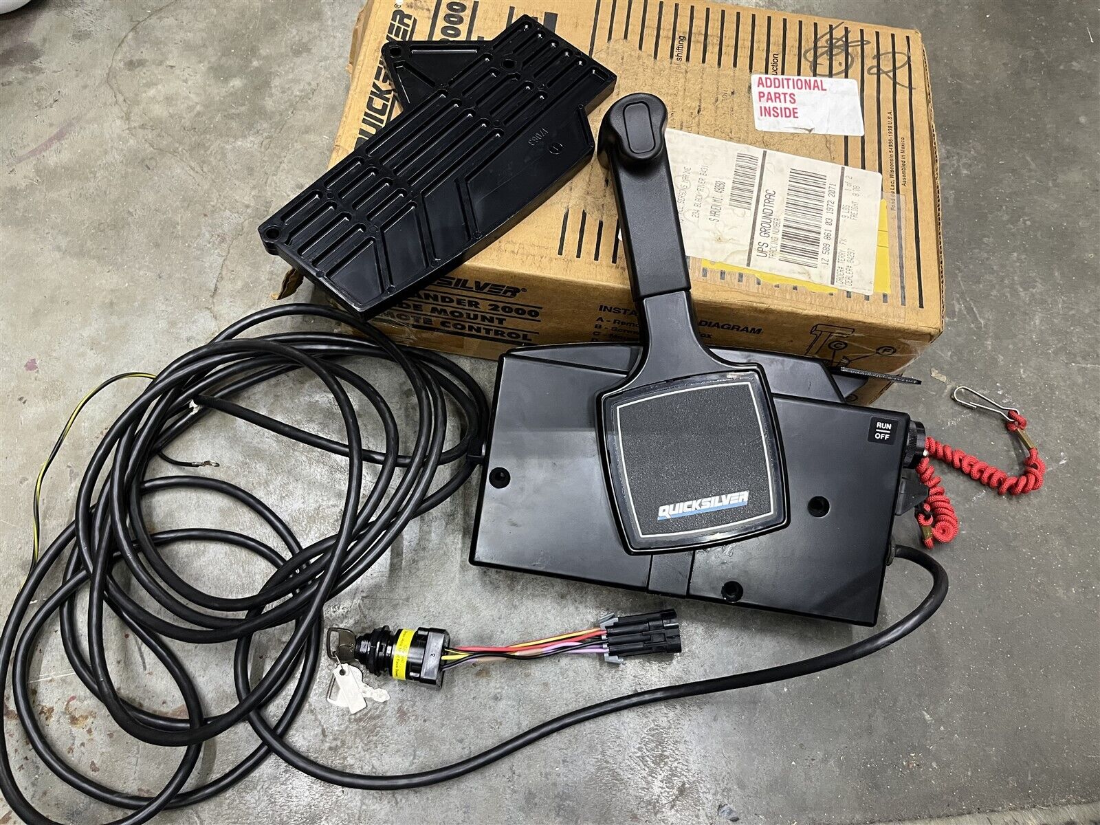 Mercury 16903A20 Commander 2000 Side Mount Remote Control Mercury 16903A20 Commander 2000 Side Mount Remote Control