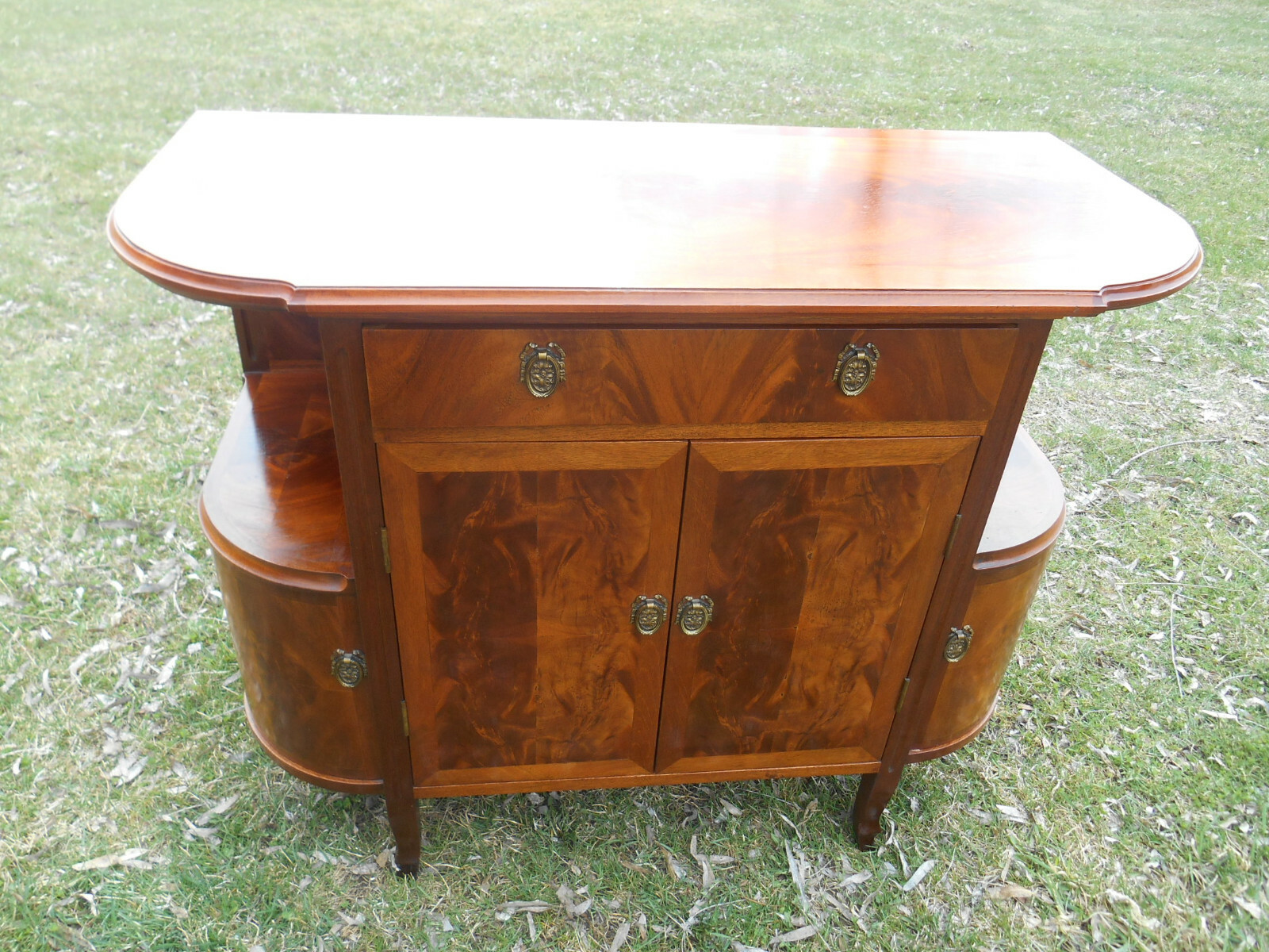 Stunning 1930's French Art Deco Buffet Ex Cond Solid Walnut and Veneers Original