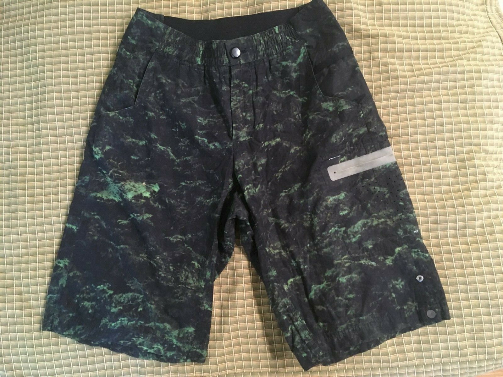 Undercover 'Less But Better' Forest Camo Shorts (SS10) Size