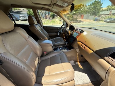 image 3 of interior