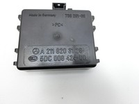 Mercedes W211 E200 02-06 Regensensor Mercedes W211 E200 02-06 27.02.2003 A2118203126 5DC008424-00 736281-00 gebraucht Vorschau 2