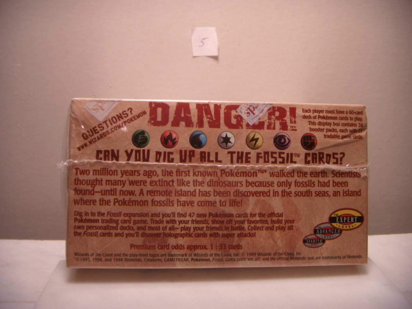 POKEMON 1999 Factory Sealed 1st Edition Fossil Booster Box