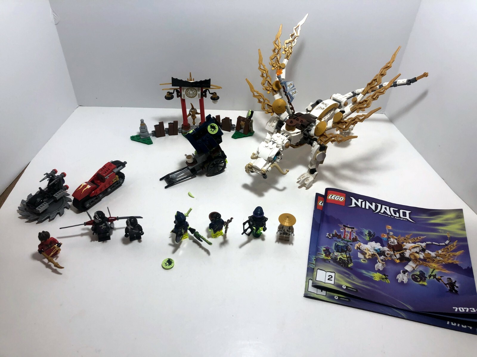 LEGO Ninjago LOT: Master Wu Dragon 70734 + Figs from X-1 Ninja