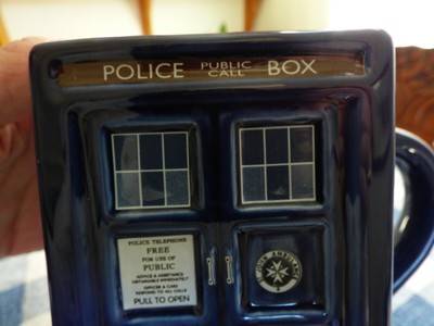 Dr. Doctor Who Tardis Ceramic Mug Cup Removable Lid BBC Limited 6 1/2 Inch Tall