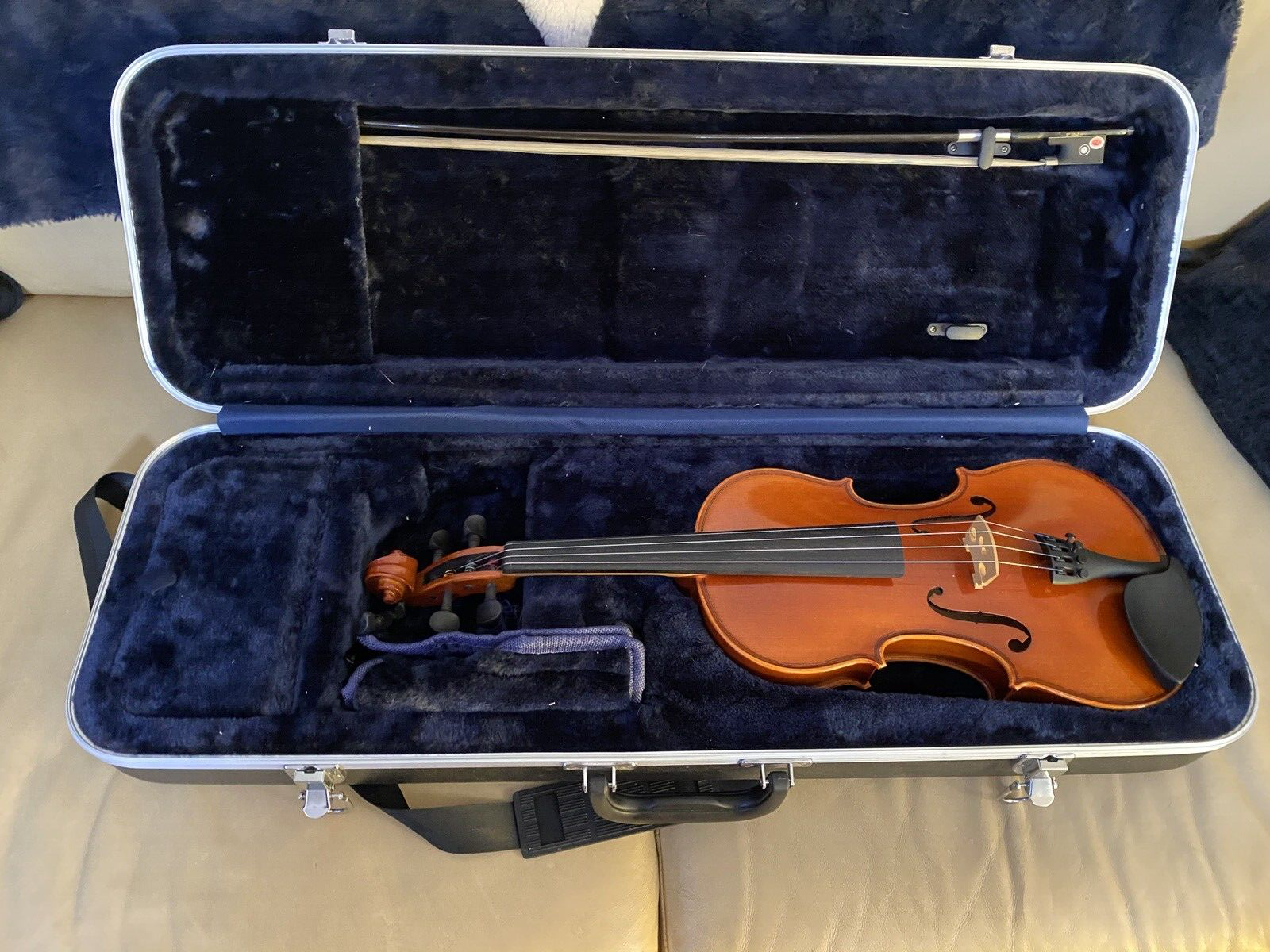 2020 SE Samuel Eastman VL80 4/4 violin w/ Case ~ K Holtz Bow & Headrest +