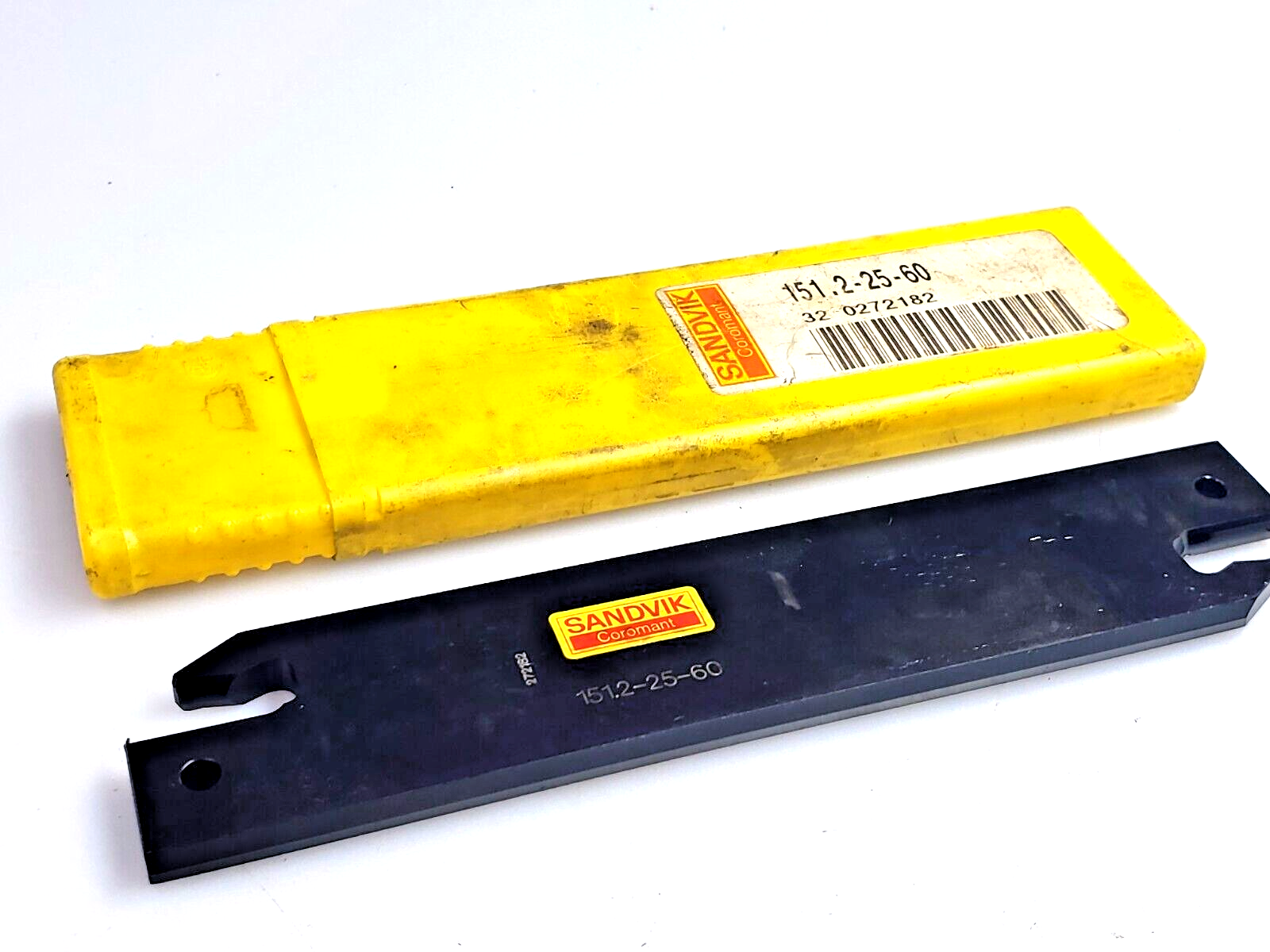 SANDVIK T−Max Q−カット 突切り・溝入れ用シャンク