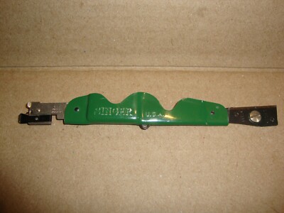 Vintage SINGER Simanco 121634 Sewing Machines Seam Ripper  Needle Threader Tool