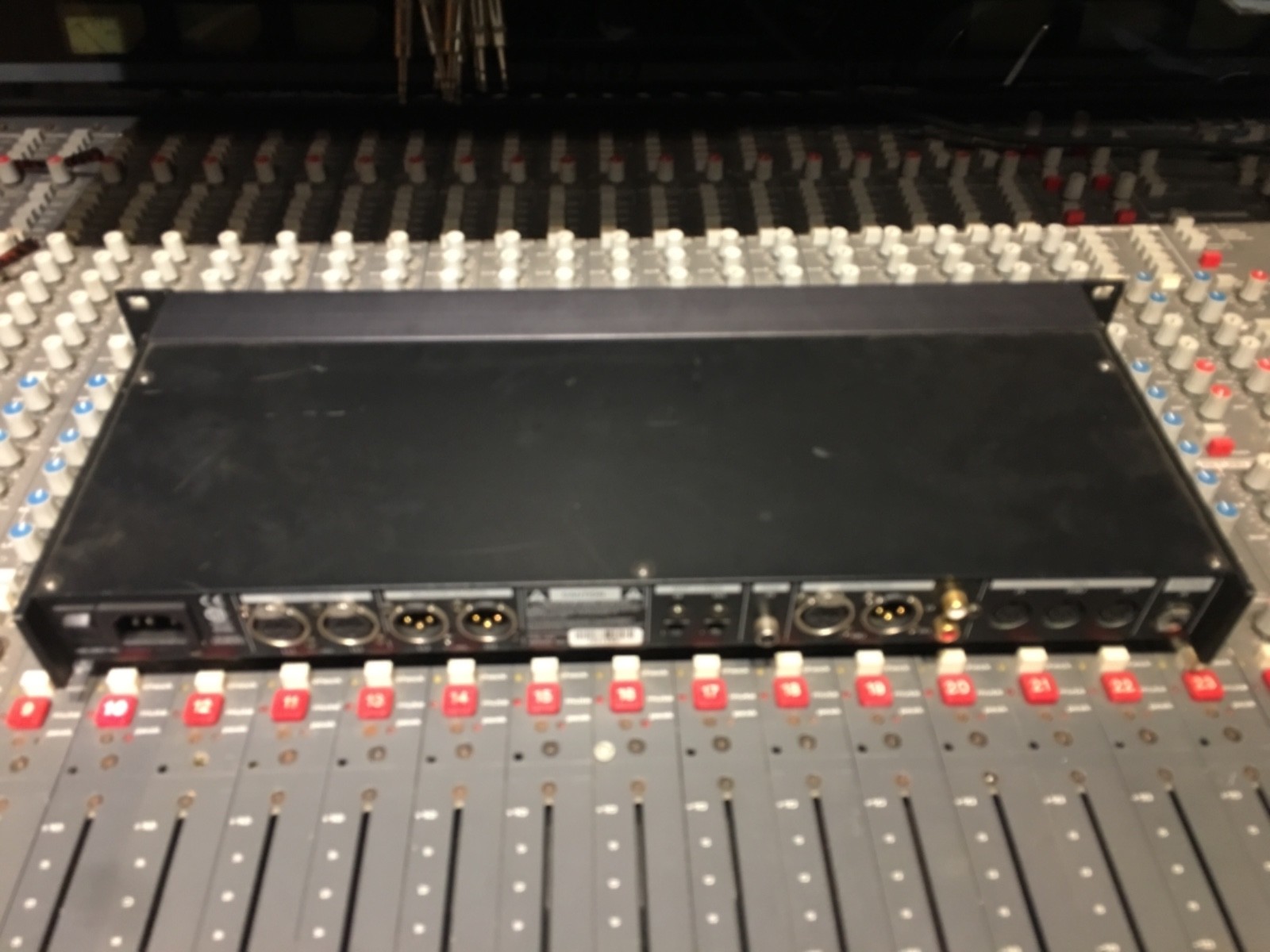 TC Electronic Intonator Pitch Correction Processor De- Esser/Filter
