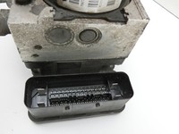 Chrysler 300C LE 04-07 ABS ESP Steuergerät Aggregat Hydraulikblock Chrysler 300C LE 04-07 07.08.2007 P04779492AJ... Vorschau 4