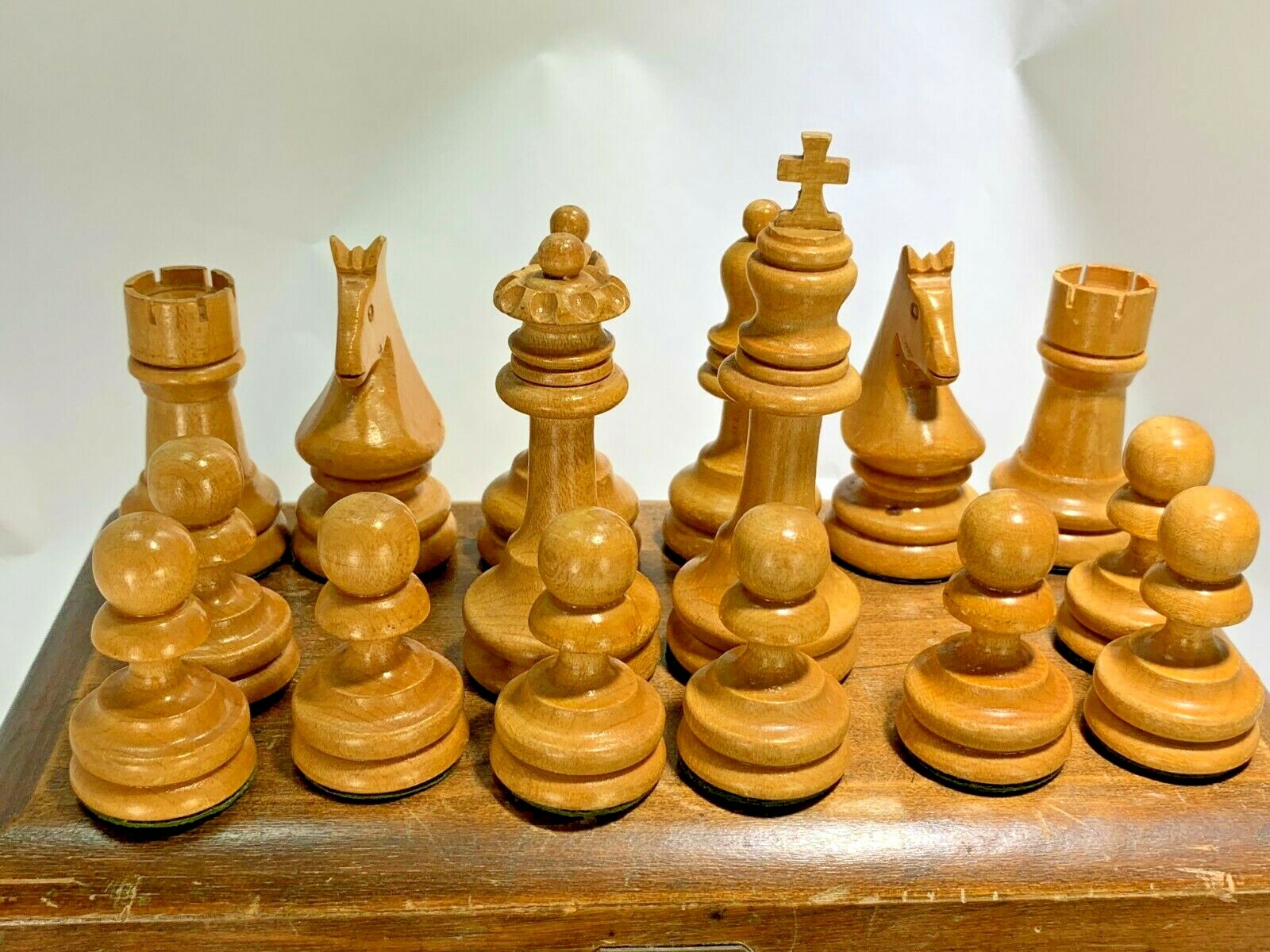 Antique The House of Staunton Chess Set & Original Box 4