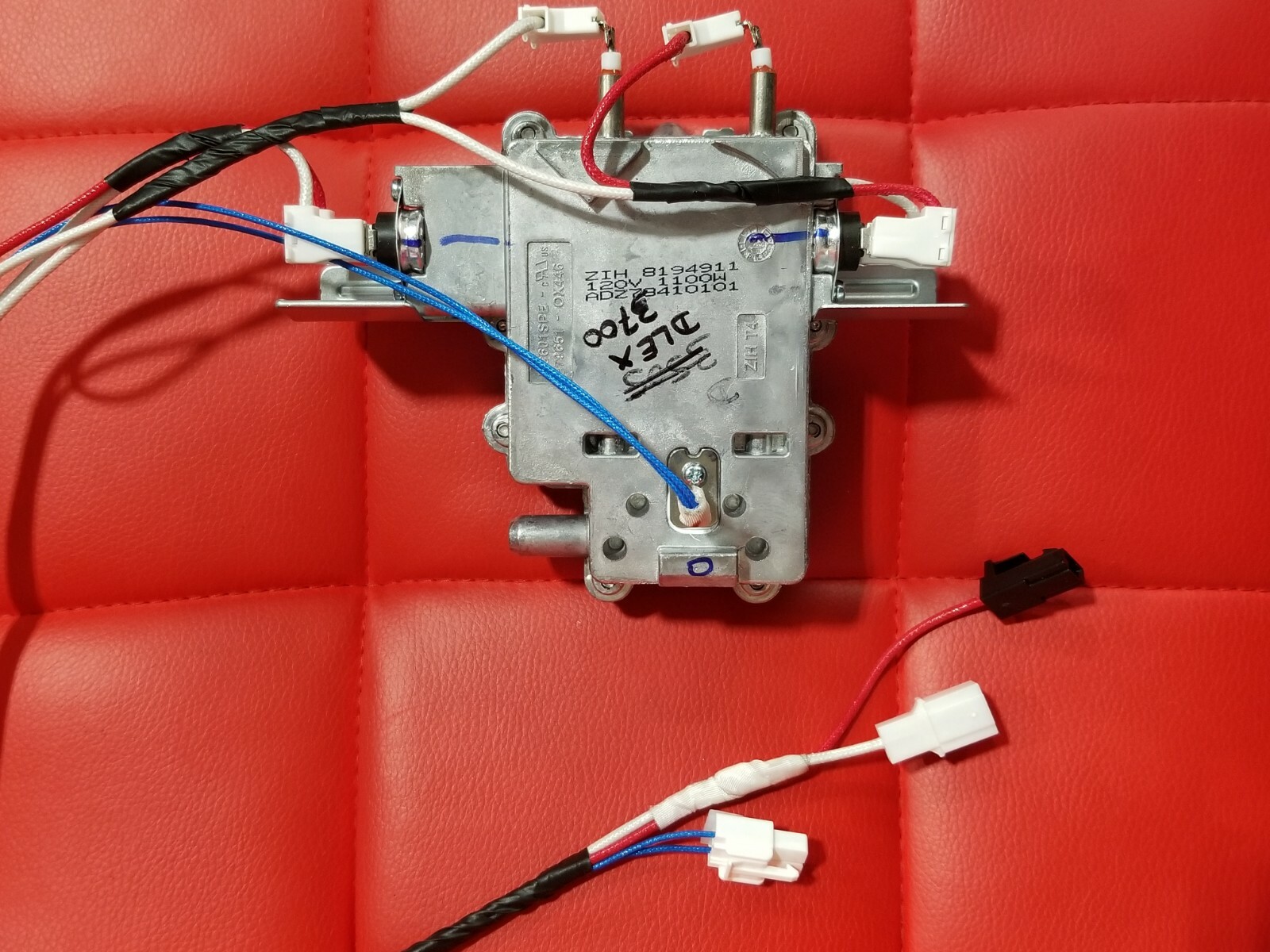 W28 LG DRYER STEAM GENERATOR SYSTEM ADZ73410101 BRACKET DLEX3700 DLEX5000
