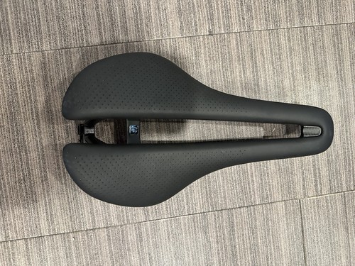 RSL 145mm サドル RSL 145mm サドル