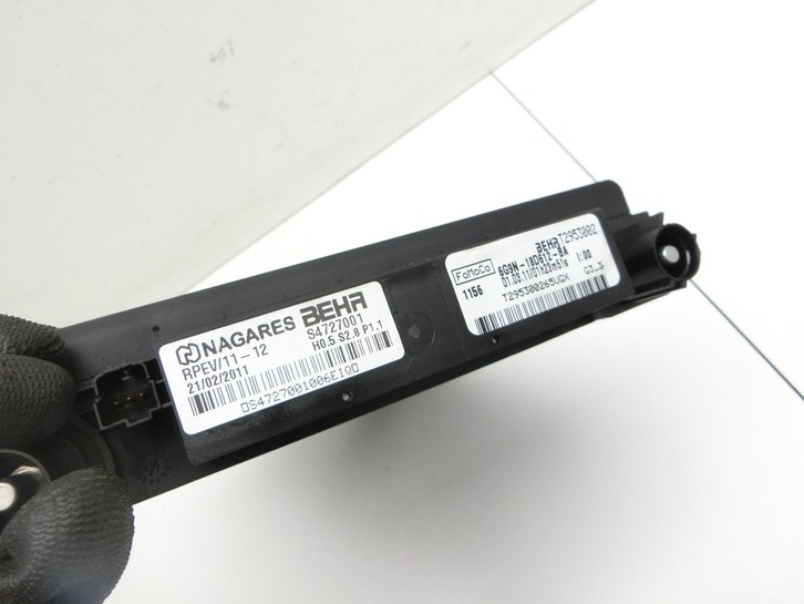 Volvo V60 D4 10-13 Zusatzheizung Zuheizer Heizelement Elektrisch Volvo V60 D4 10-13 24.03.2011 6G9N-18D612-BA... Vorschau 3