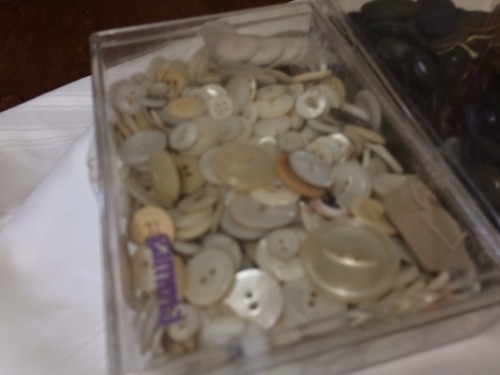 Lot of Vintage Buttons 100s UNSORTED Various sizes and colors 4 plastic boxes