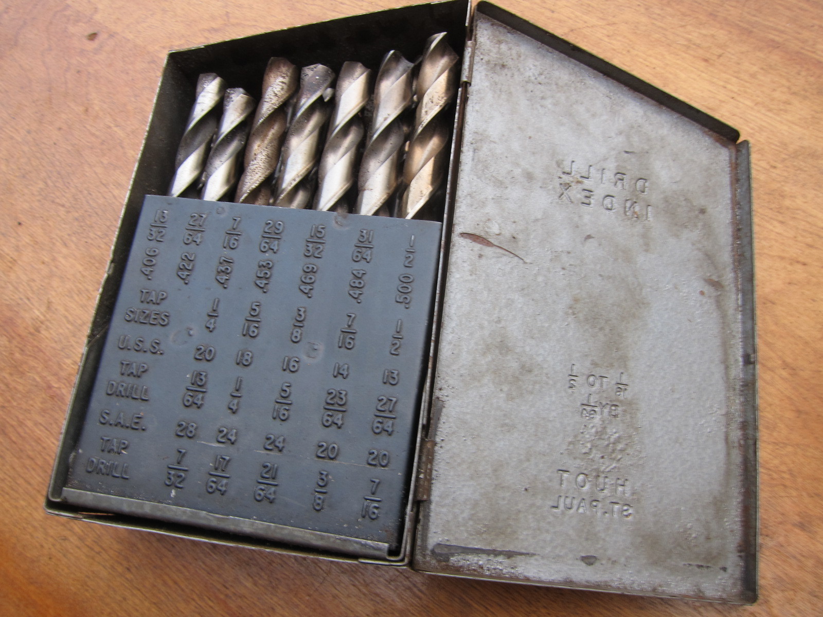 29 PC DRILL BITS IN HUOT INDEX BOX , 1/16 -1/2