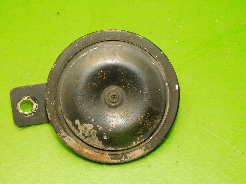 88-91 Civic CRX OEM E6 6612 MBL-2E02 horn assembly