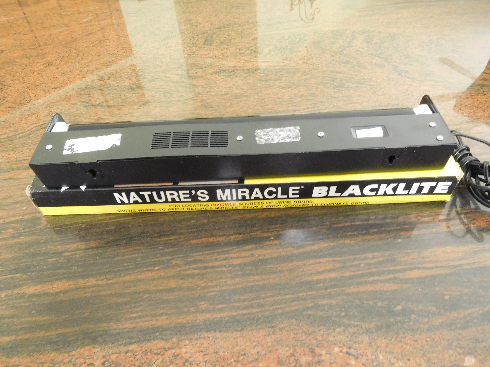 NATURE's MIRACLE UV BLACK LIGHT Find Invisible Dog Cat Pet Urine Smell Odor