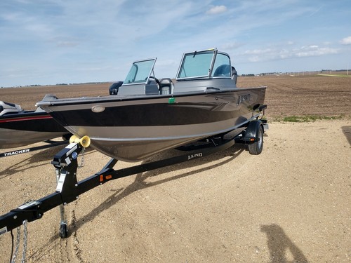 2016 Lund 1850 Impact XS