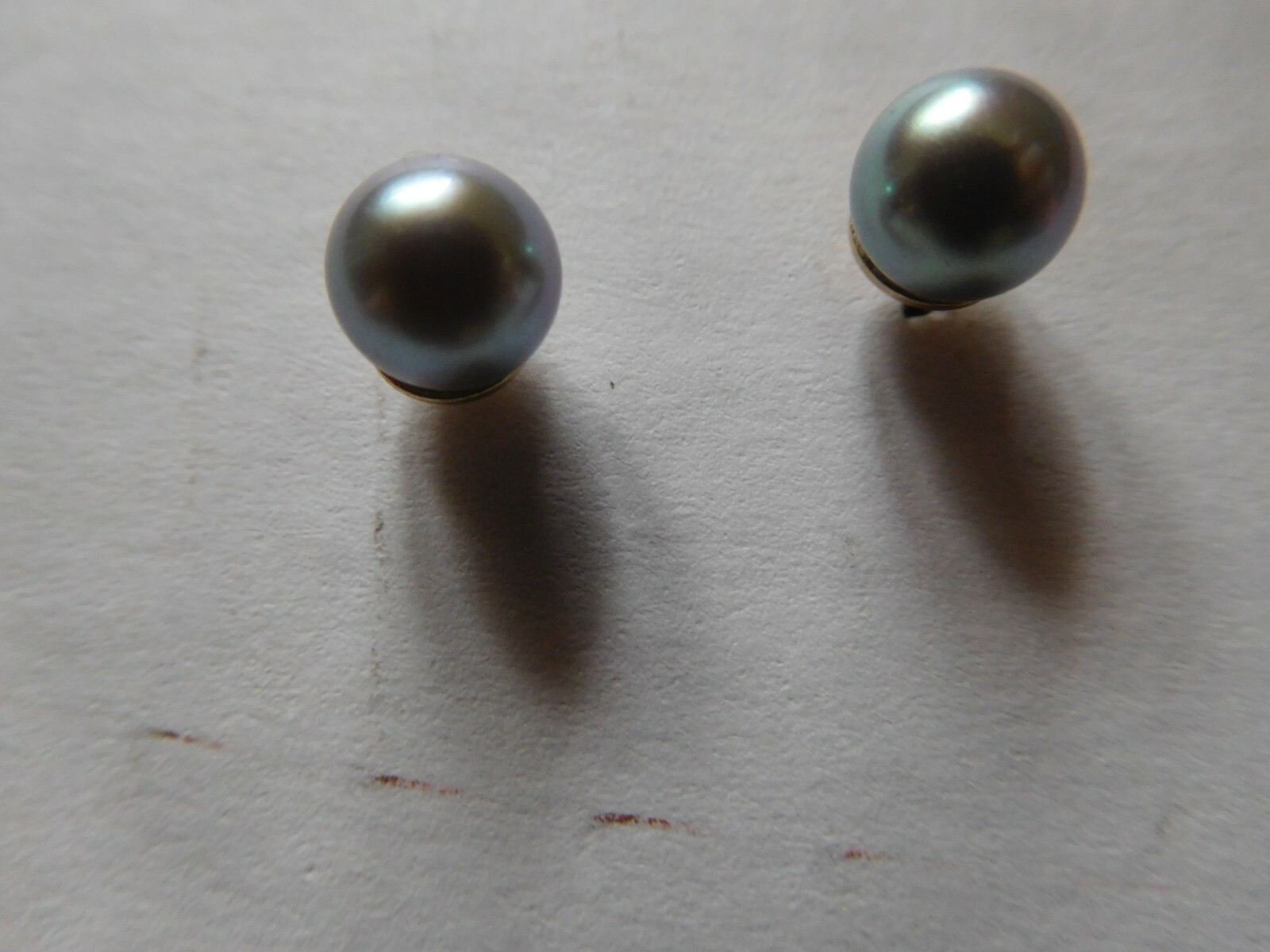 Sterling Silver 925 Silver Grey Pearl Pierced Earrings