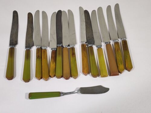 Vintage Olive Green Bakelite Silverware Utensils 15 PIECES Knives Spreader
